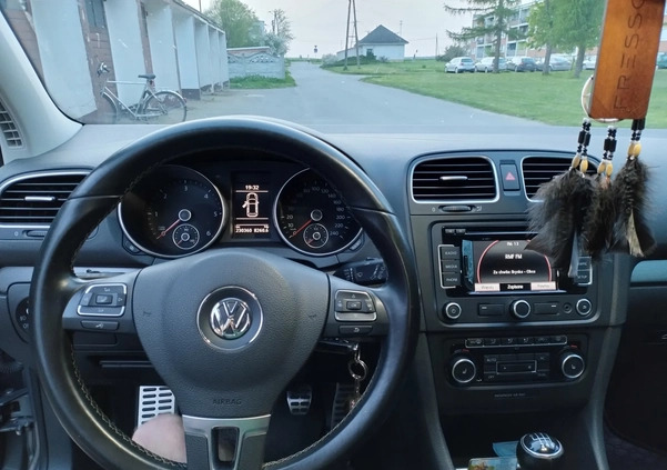 Volkswagen Golf cena 35000 przebieg: 230400, rok produkcji 2011 z Nysa małe 154